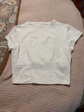 Fitted gym cropped tshirt